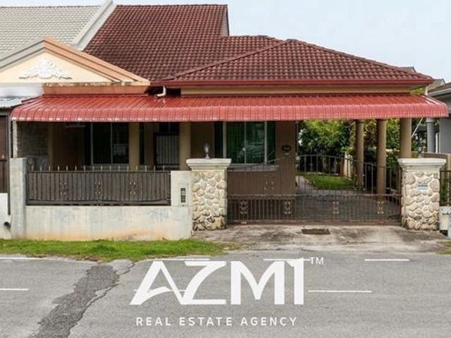 Residential House for sale in Long Miri, Sarawak