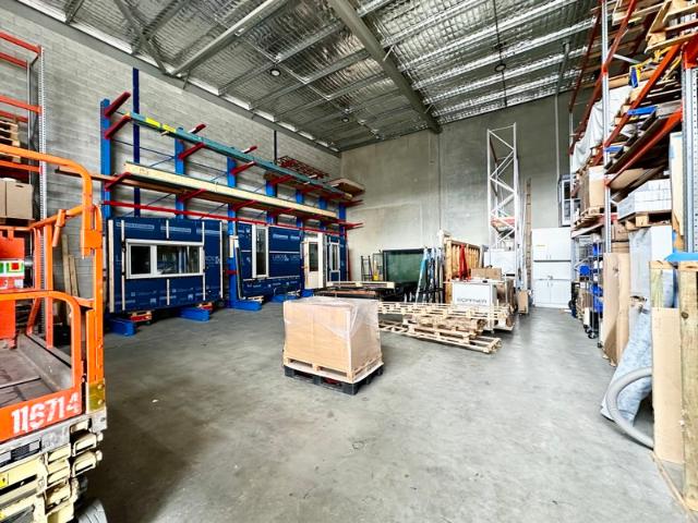 Warehouse for rent in Canberra, Australian Capital Territory