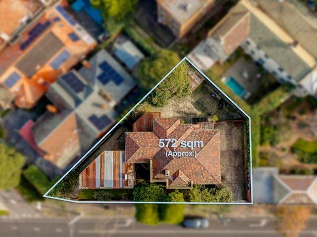 Flat for sale in Camerons Creek, Victoria