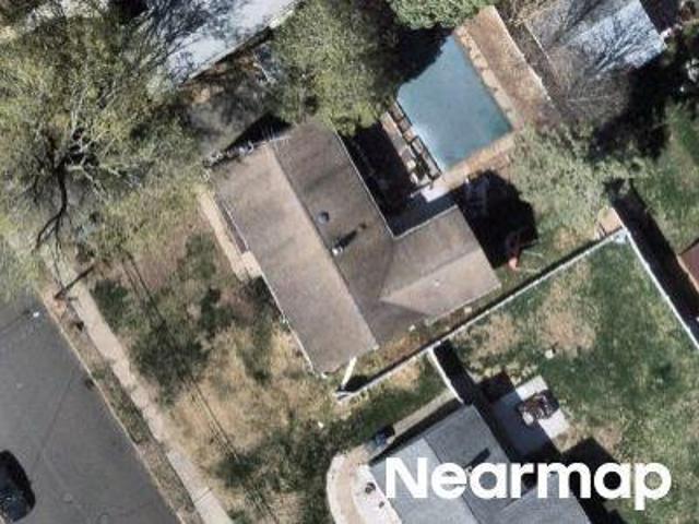 House for sale in Bridgeport