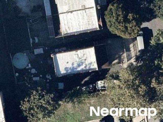 House for sale in The Bronx, Arverne