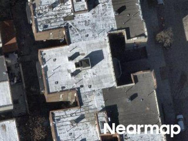 House for sale in The Bronx, Arverne