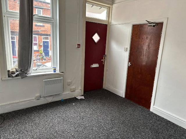 Apartment for rent in Beeston Hill, Leeds