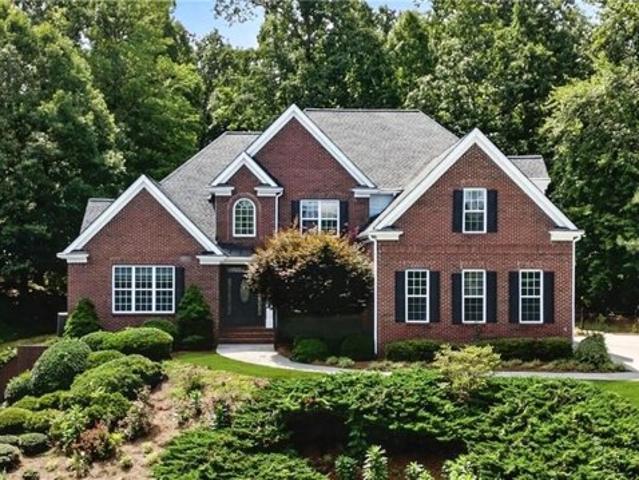 House for sale in Canton