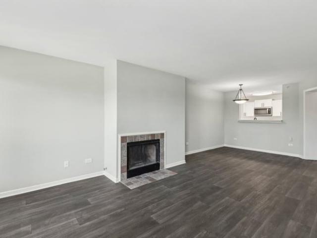 Apartment for rent in Bloomingdale