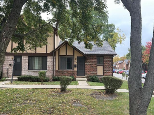 House for sale in York Center, Villa Park