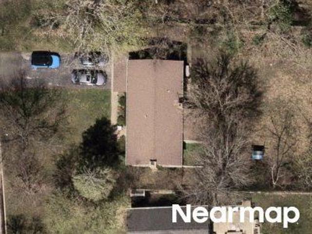 House for sale in Deerfield