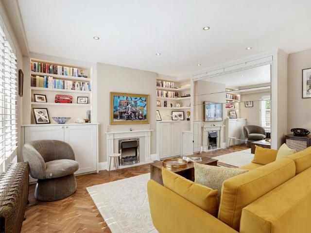 House for rent in Kensington, Greater London