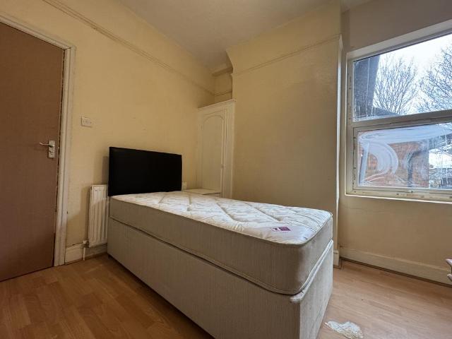 Apartment for rent in Fox Hollies, Birmingham