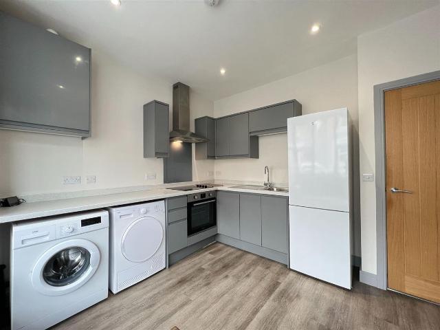 House for rent in Abbey Park, Barton In Fabis
