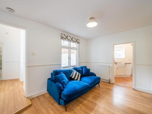 Apartment for rent in Clapham Junction, Greater London