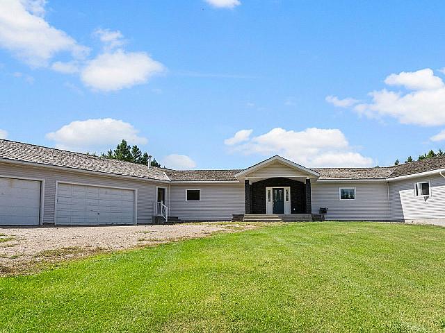 House for sale in Wedgewood, Alberta