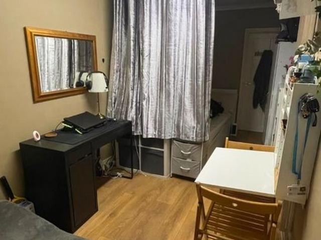 Studio for rent in London Borough of Hillingdon, Greater London