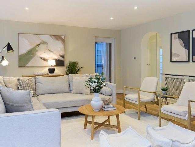 Apartment for rent in Paddington, Greater London