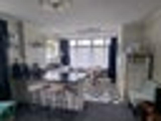 Apartment for rent in Strathern