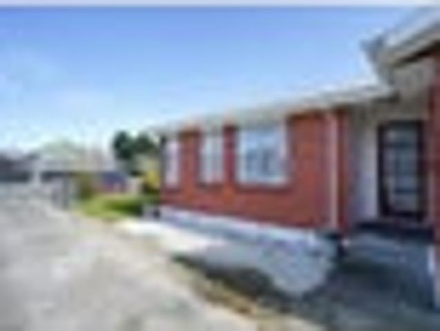 House for rent in Strathern