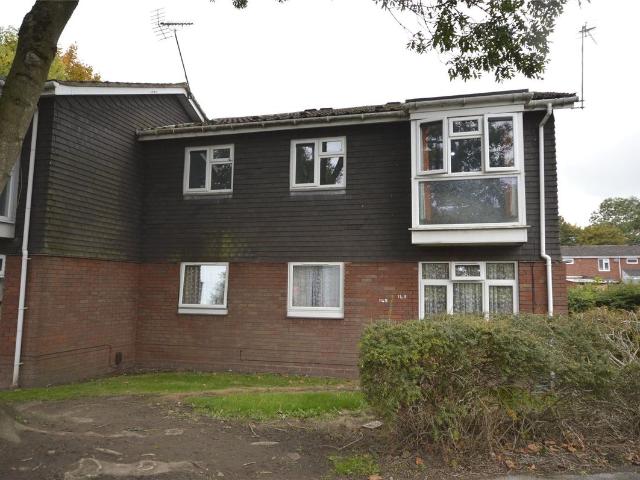 Apartment for rent in Merryhill, West Midlands