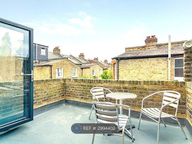 Apartment for rent in Clapham, Greater London