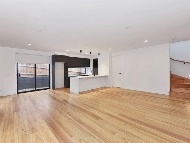 Room for rent in Camerons Creek, Victoria