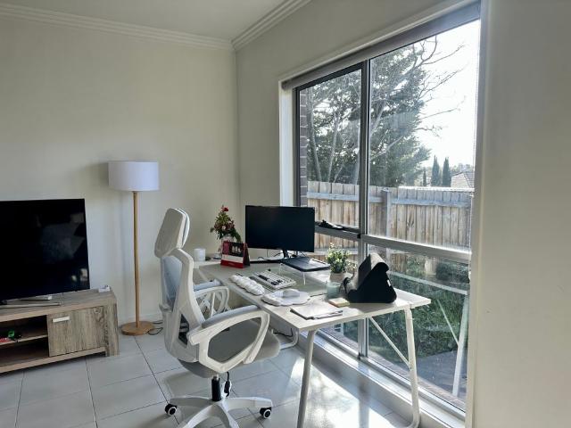 Room for rent in Camerons Creek, Victoria