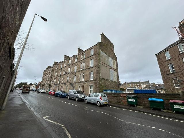 Apartment for rent in Coldside, Scotland