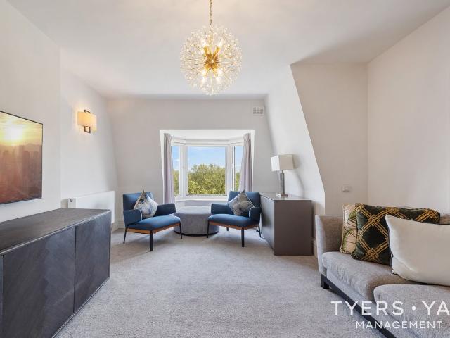Apartment for rent in St. John's Wood, Greater London