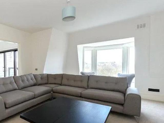 Apartment for rent in St. John's Wood, Greater London