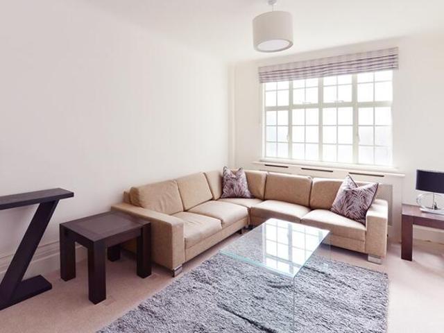 Apartment for rent in St. John's Wood, Greater London