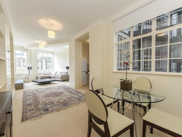 Apartment for rent in St. John's Wood, Greater London