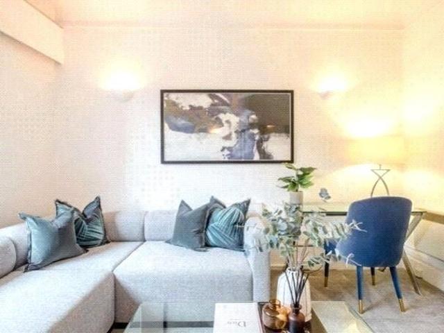 Apartment for rent in St. John's Wood, Greater London