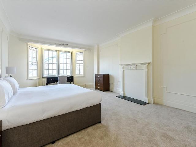Apartment for rent in St. John's Wood, Greater London