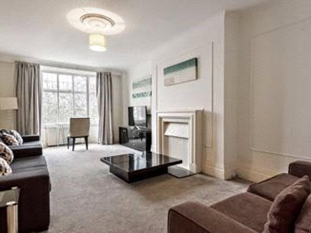 Apartment for rent in St. John's Wood, Greater London