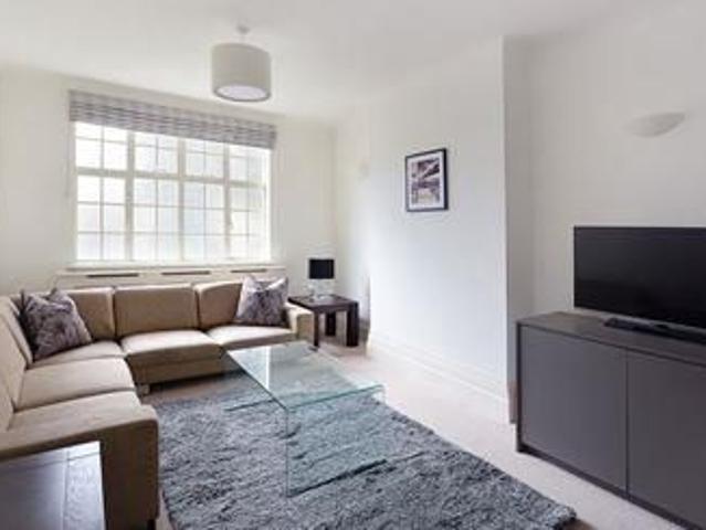 Apartment for rent in St. John's Wood, Greater London