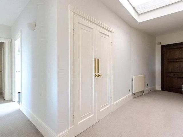 Apartment for rent in St. John's Wood, Greater London