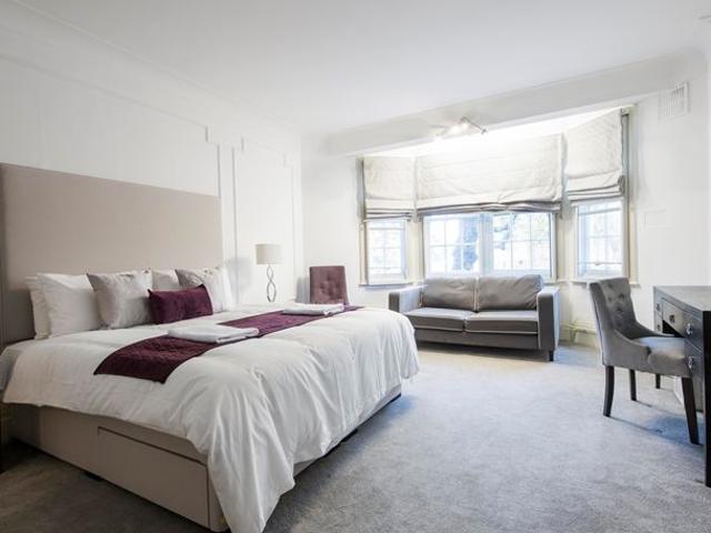 Apartment for rent in St. John's Wood, Greater London