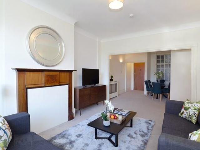 Apartment for rent in Marylebone, Greater London