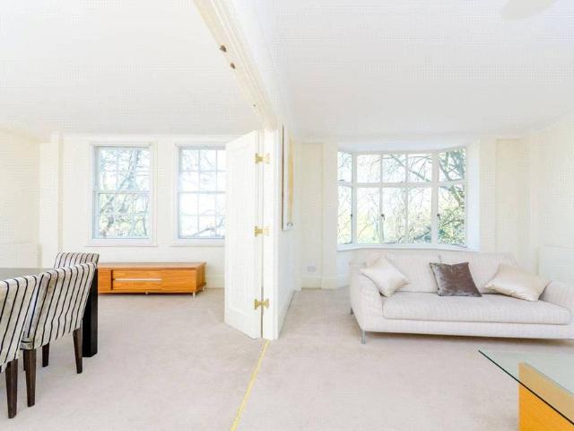 Apartment for rent in St. John's Wood, Greater London