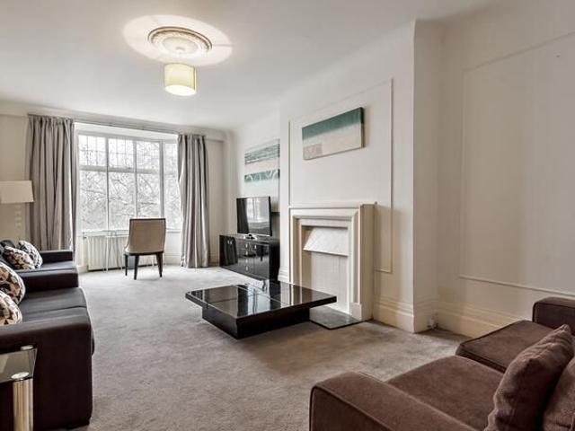 Apartment for rent in St. John's Wood, Greater London
