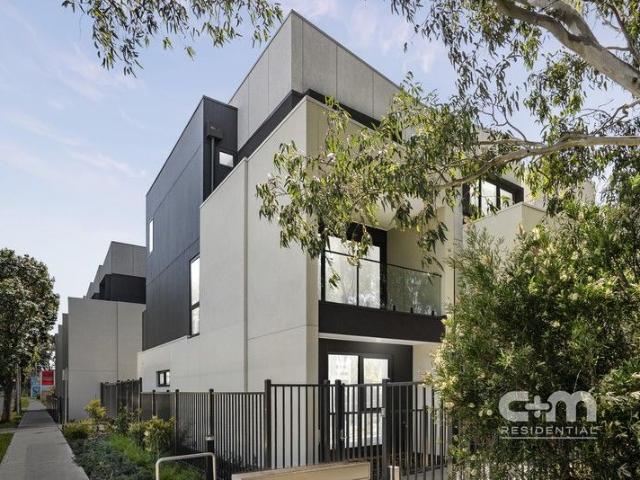 Townhouse for sale in Camerons Creek, Victoria