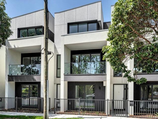Townhouse for rent in Camerons Creek, Victoria