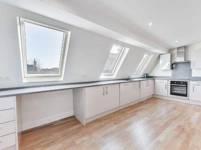 Apartment for rent in London Borough of Merton, Greater London