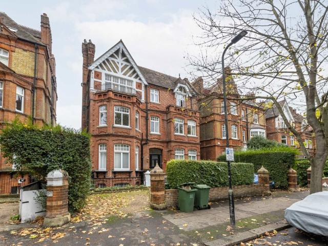 Apartment for rent in Belsize Park, Greater London
