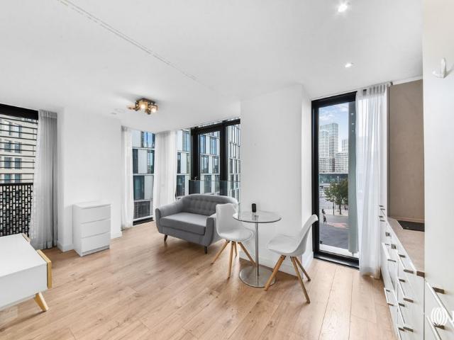 Studio for rent in Stratford Marsh, Greater London