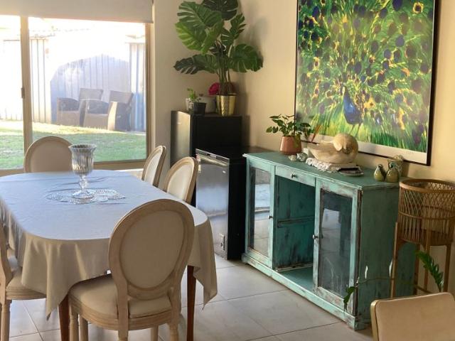 Room for rent in Stratton, Western Australia