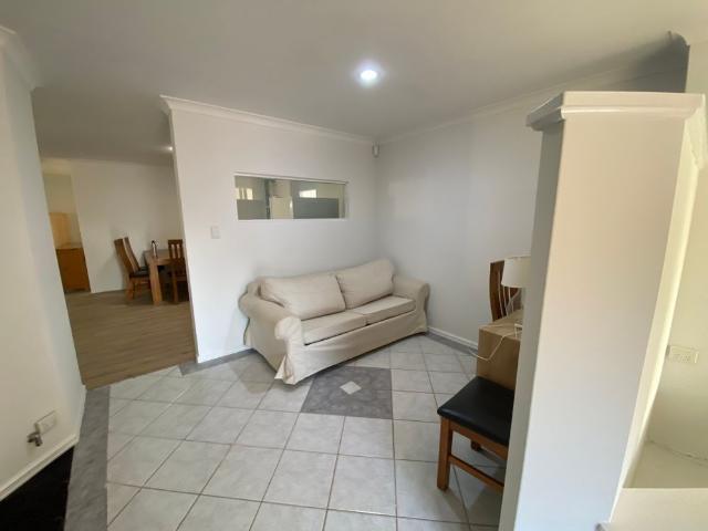Room for rent in Stratton, Western Australia