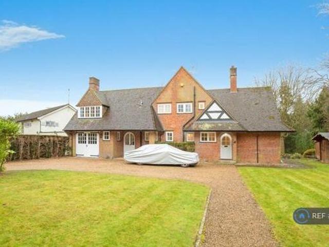 House for sale in Holtspur, Forty Green