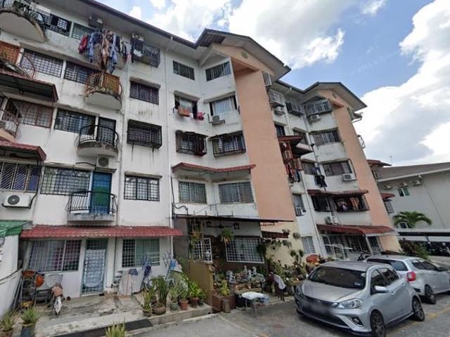 Apartment for sale in Kajang, Langat