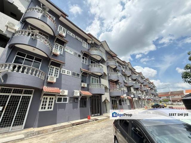 Condominium for sale in Ujong Pasir, Malaka