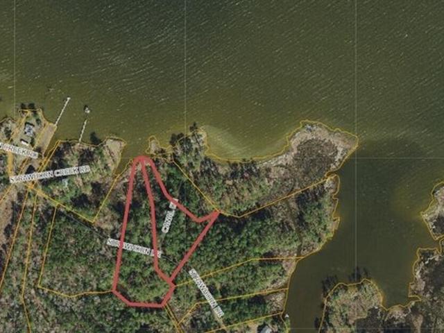 Land for sale in Aurora, North Carolina