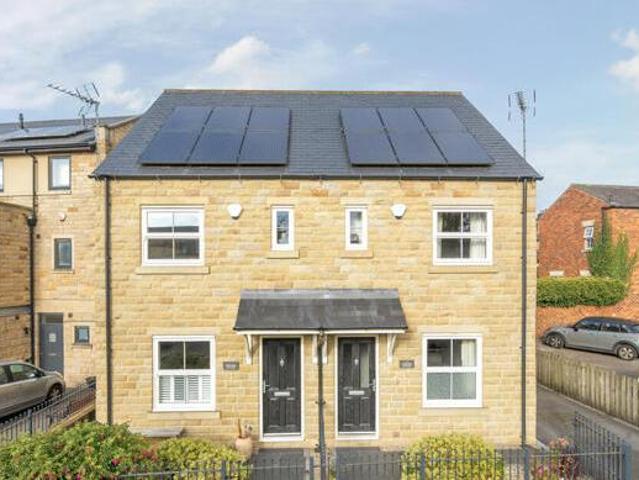 House for sale in Harrogate, York and North Yorkshire